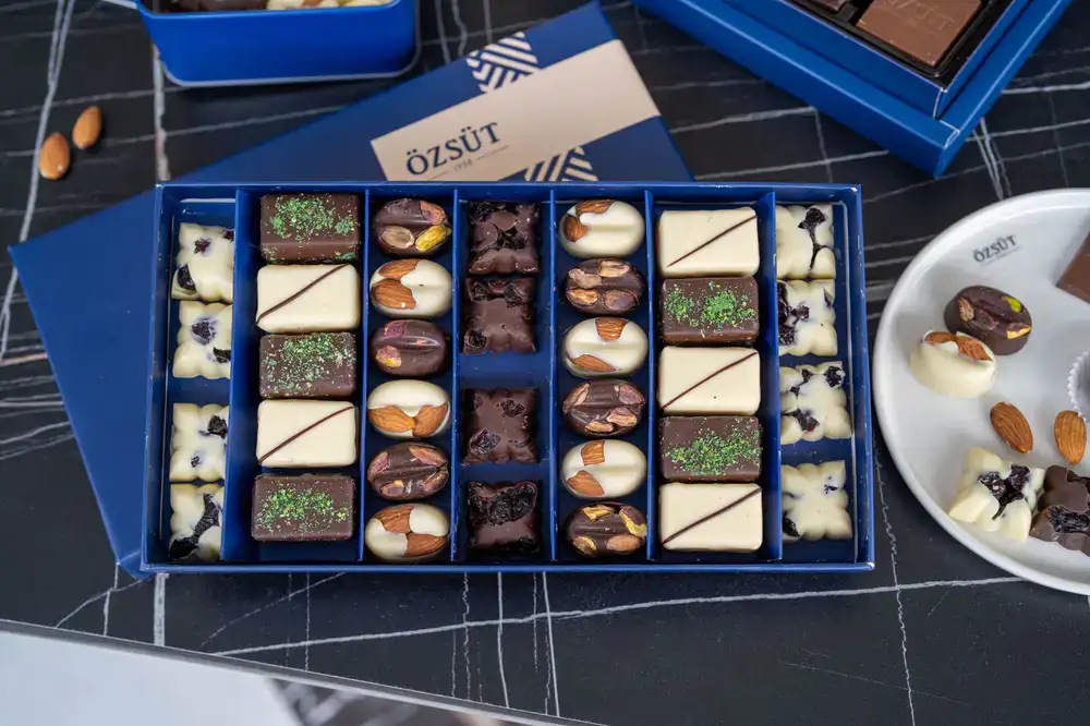 Elegant box of assorted pralines
